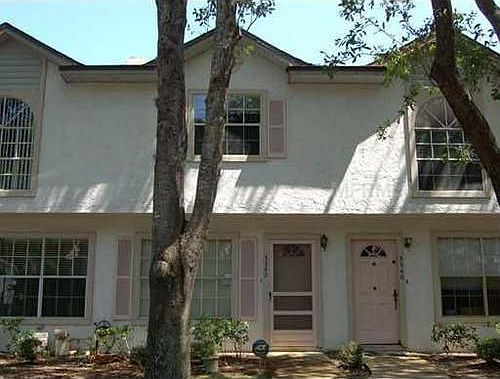 1st image of 3342 Fox Hunt Dr