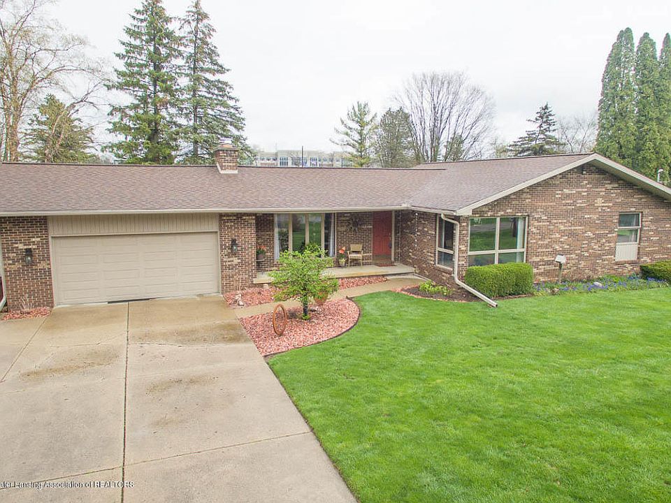 1st image of 660 Joan Dr