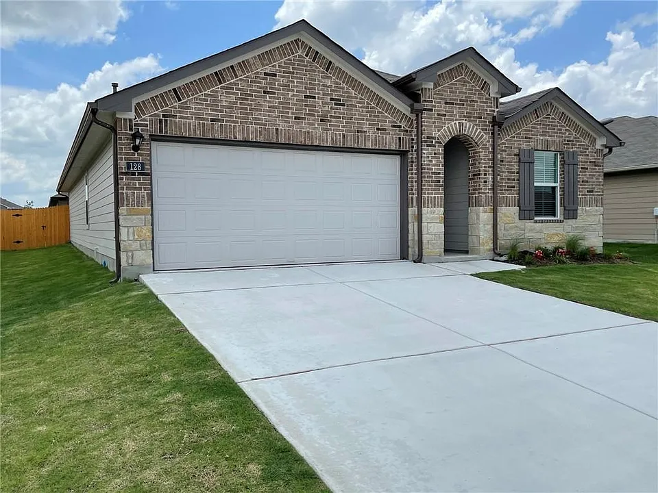 128 Hazel Grv