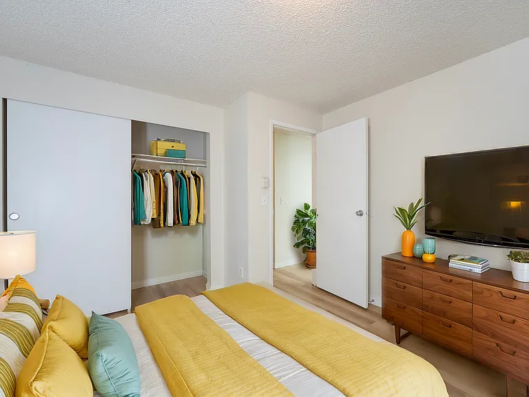 Experience comfort and style in this beautifully appointed bedroom retreat. Experience comfort and style in this beautifully appointed bedroom retreat.