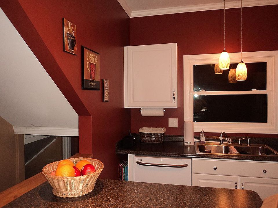 2nd image of 1724 Biebel Ave