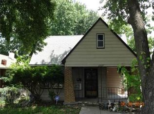 2227 Oakley Ave, Kansas City, MO 64127