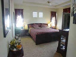 SPACIOUS MASTER BEDROOM