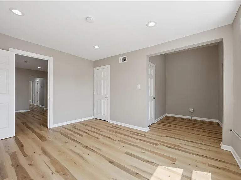 545 N Drake Ave #2 — Photo 5