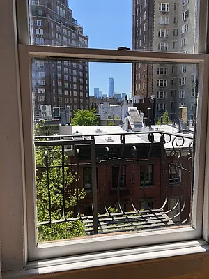 Rented by LJ Sloane Management | media 36