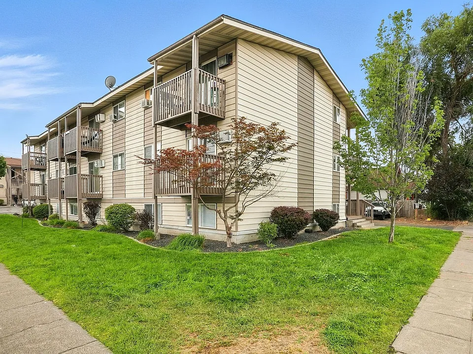 Cannonball Apartments!