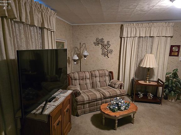 4th image of 3513 Dill Ave