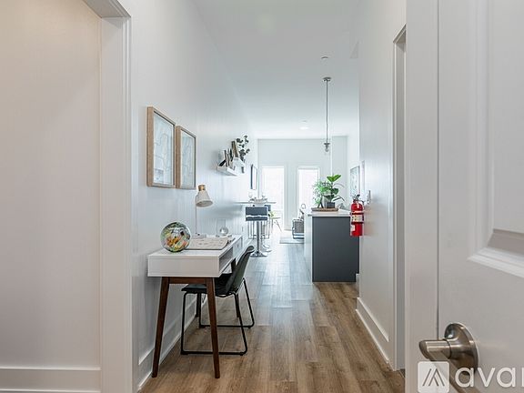 4th image of 376 Communipaw Ave #2Y