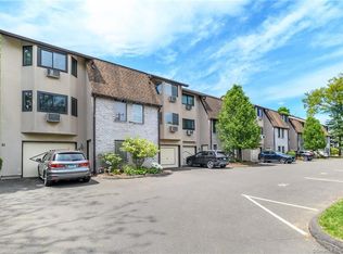 17 Radio Pl UNIT 17, Stamford, CT 06906