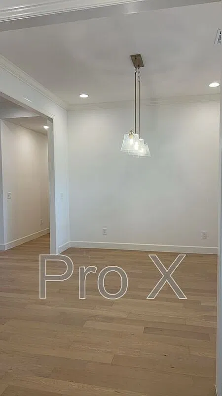 4 bed, 2.5 bath, 2365 sqft, $2,400 — Photo 3