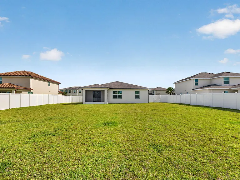 13275 NW Copper Creek Dr — Photo 34