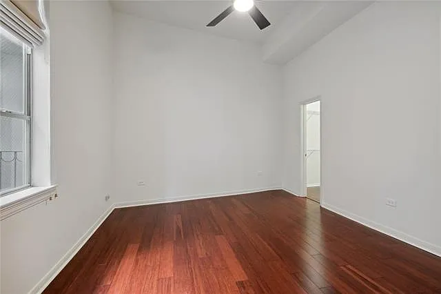 330 Julia St #324 — Photo 8