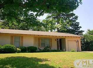 112 Charles Ln, Terrell, TX 75160