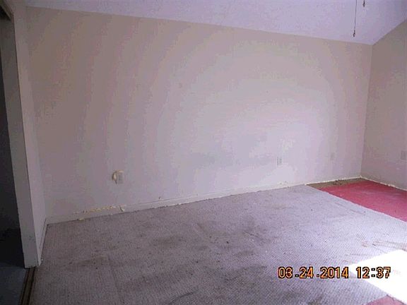 5th image of 3010 S Alvord Blvd