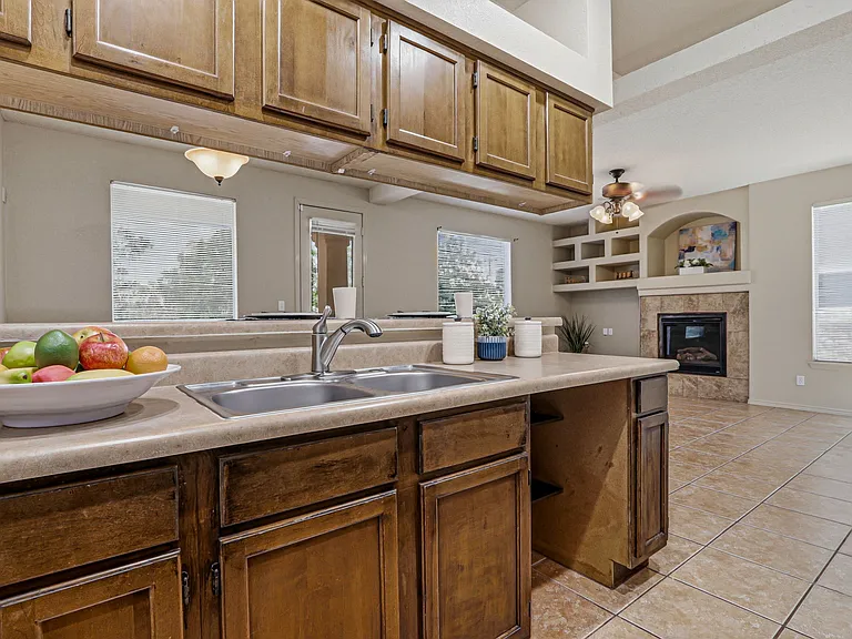 4541 Joseph Rodriguez Dr — Photo 12