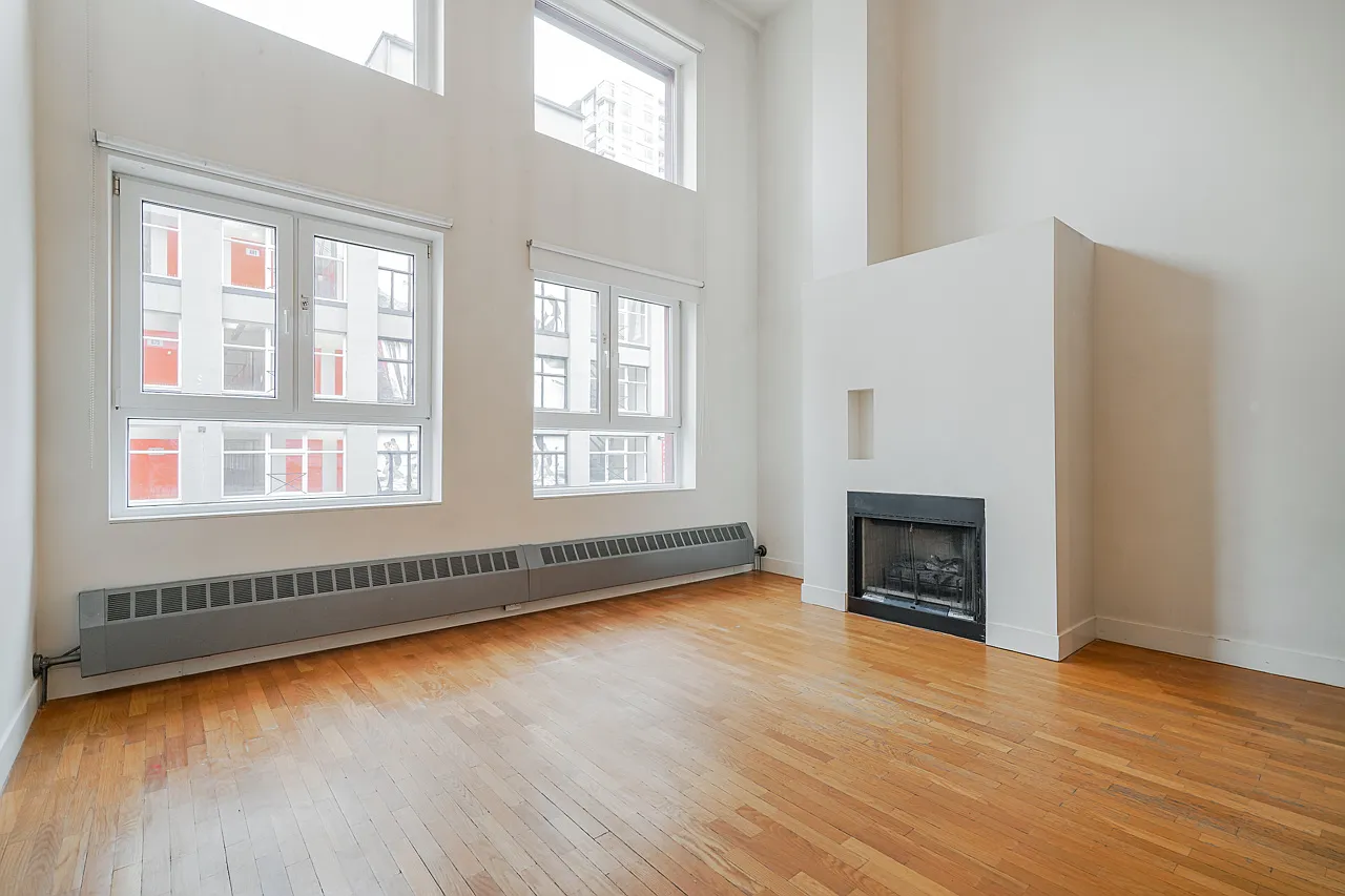 1 bed, 700 sqft, $2,600 — Photo 1