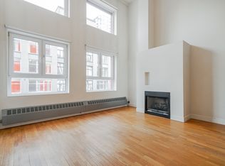 869 Beatty St #301, Vancouver, BC V6B2M6