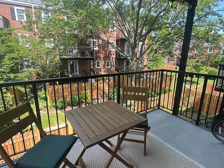 2919 S Buchanan St #B1 — Photo 11