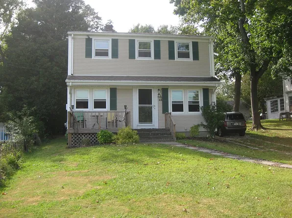 65 Barker Ave, Warren, RI 02885