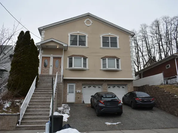 203 Corabelle Ave #A, Lodi, NJ 07644