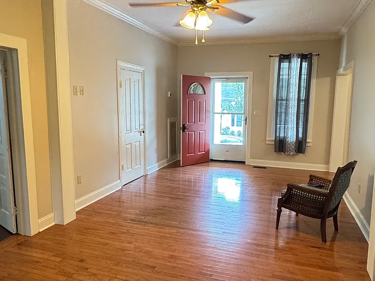 312 Lynn Ave — Photo 3