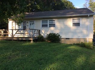226 Adams St, Eden, NC 27288