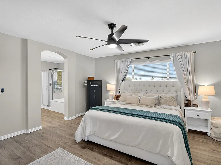 118 W Dragon Tree Ave — Photo 16