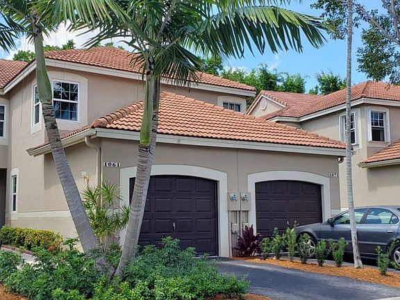 2nd image of 1071 Sorrento Dr