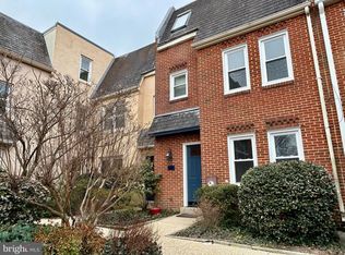 4416 Lingan Rd NW, Washington, DC 20007