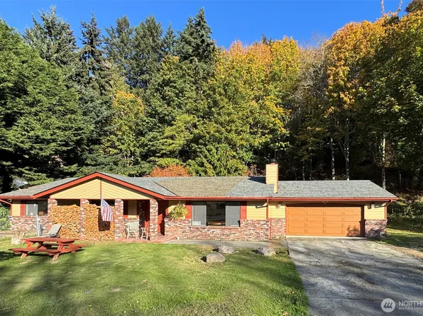 572 Strait View Drive, Port Angeles, WA 98362