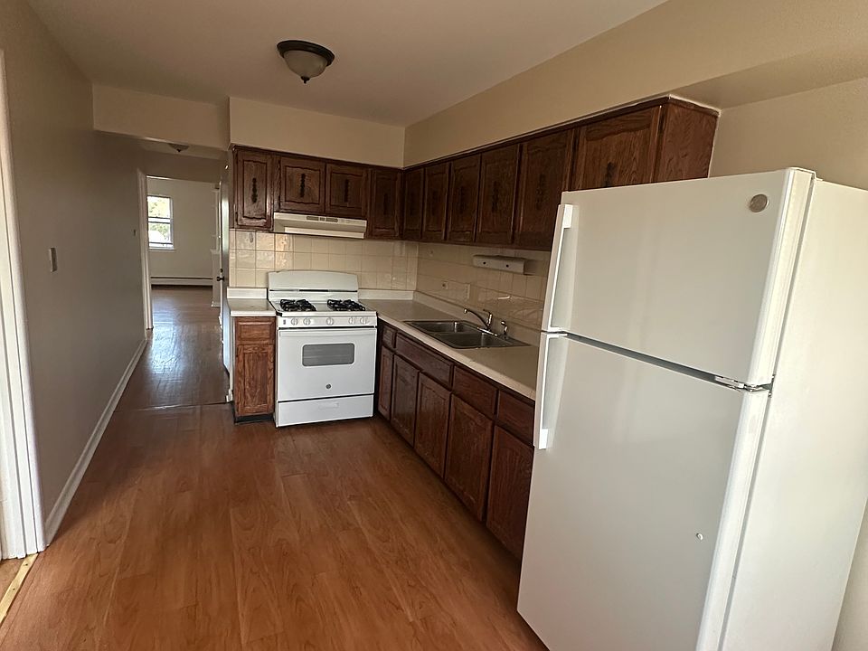 Kitchen / Back Door Entrance
