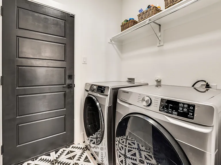3001 Fernwood Ave — Photo 18
