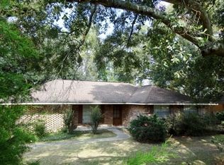 16701 Pernecia Ave, Greenwell Springs, LA 70739