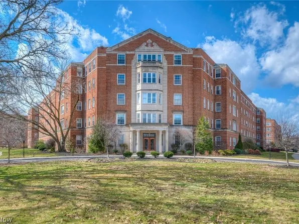 13800 Fairhill Rd APT 312, Shaker Heights, OH 44120