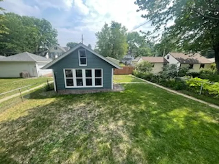 1720 Laurel Ave — Photo 19