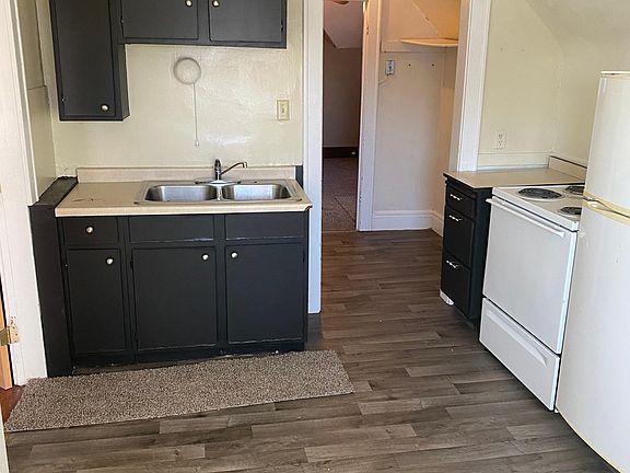 2nd image of 1358 Edmund Ave