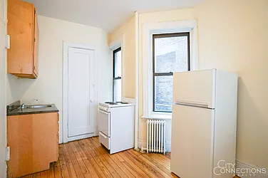 Rented by City Connections Realty