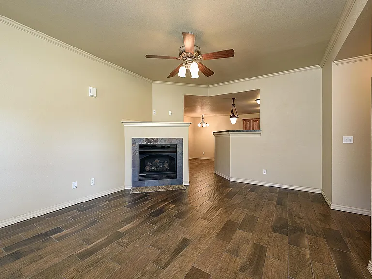 2766 W Wildwood Dr — Photo 5