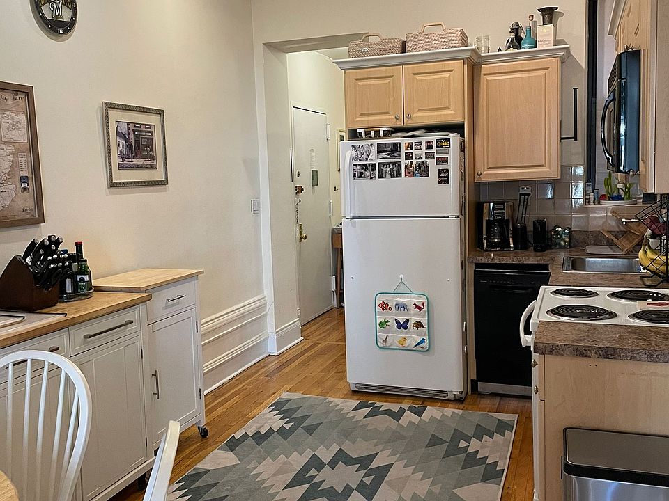 1st image of 202 W 107th St APT 1W