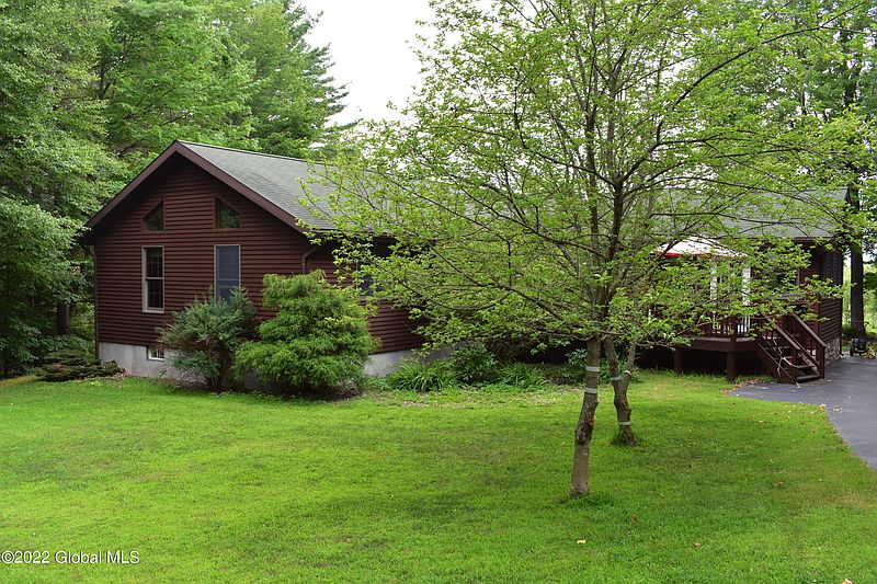 2nd image of 86 Moose Ridge Drive