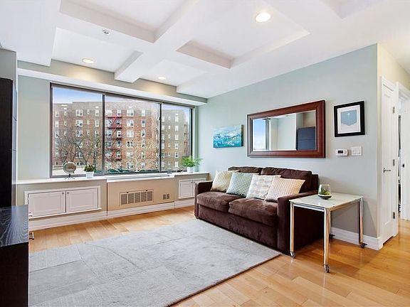 4th image of 6405 Yellowstone Blvd APT 210