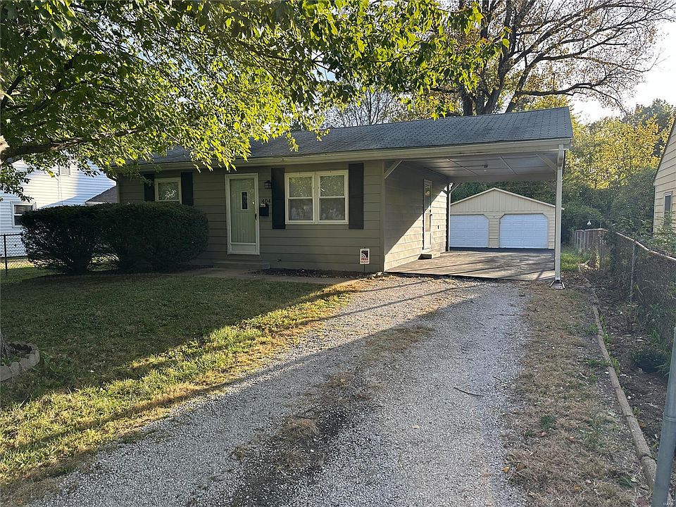 2nd image of 404 N 40th St