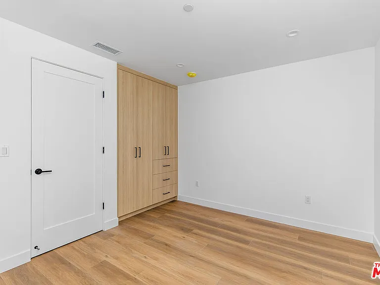4301 N Tujunga Ave — Photo 10