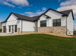 6516 Underwood Ave SW, Cedar Rapids, IA 52404