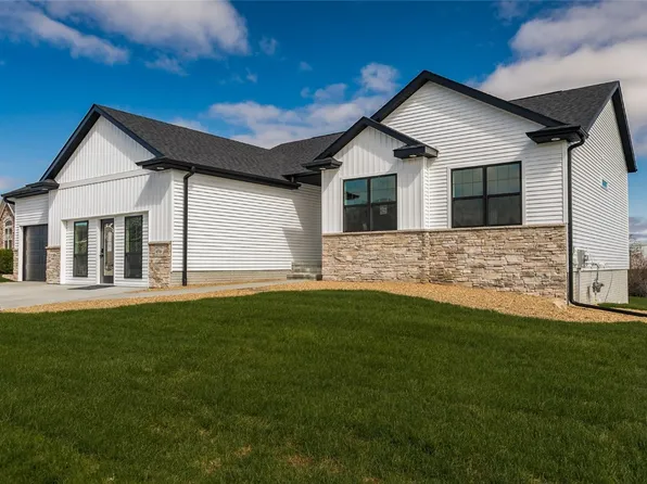 6516 Underwood Ave SW, Cedar Rapids, IA 52404