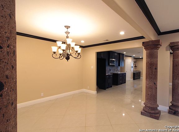 4th image of 617 Crestway Dr