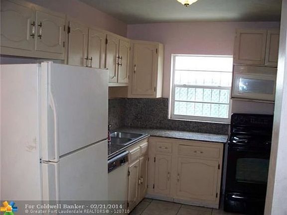 2nd image of 5240 NE 5th Ave