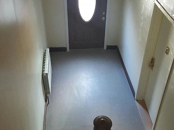 2nd image of 625 Franklin Ave APT 3