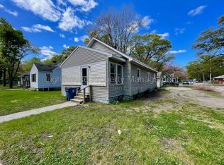 3201 5th St, Muskegon Heights, MI 49444