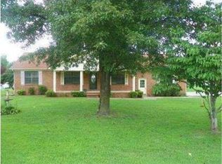 17 Cummings Rd, Ringgold, GA 30736